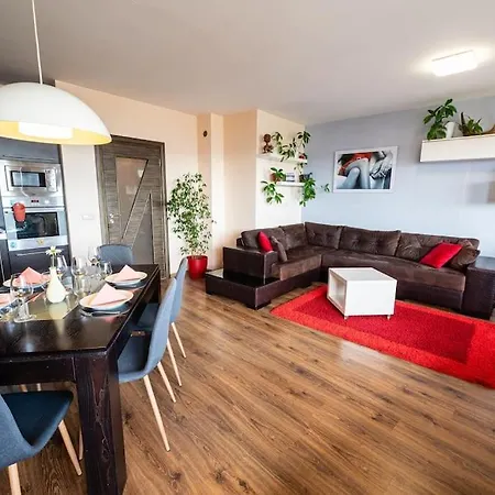 Apartman при галя / прекрасен в тих квартал Várna